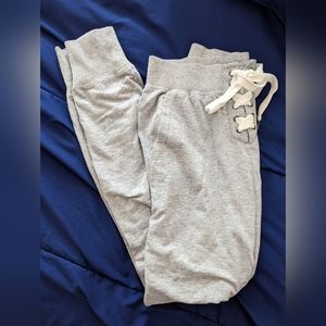 NWT Aerie Gray sweatpants loungewear cute bow detail with cuffed leg size small
